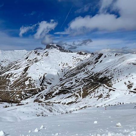 Allos, Logement Pieds Des Pistes, A 10 Minutes De La Base De Loisirs Exterior photo
